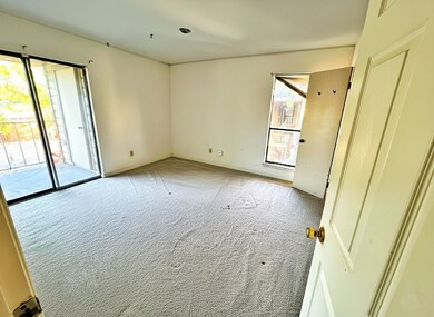 9000 Bissonnet St unit 406, Houston, TX 77074 - photo 2