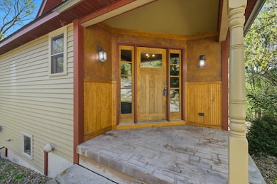 102 N Gaw St, Rocheport, MO 65279 - photo 2