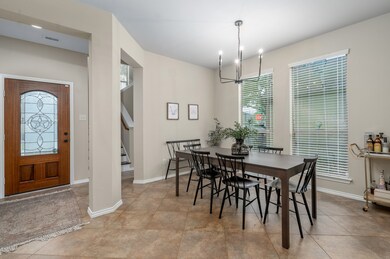 6030 Lynwood Banks Ln, Houston, TX 77092 - photo 4