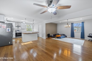 204 Anderson Dr, Knoxville, TN 37920 - photo 4