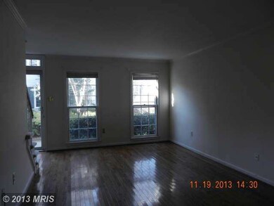 12819 Mill Brook Ct, Woodbridge, VA 22192 - photo 3