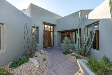 006_Exterior Entry
