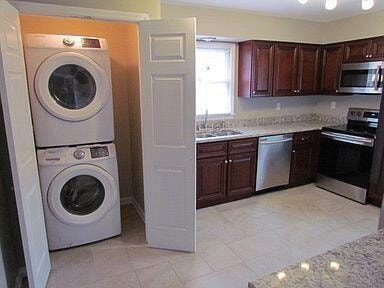 5b70cf1c49d89e2498597c296a2a7818-cc_ft_3