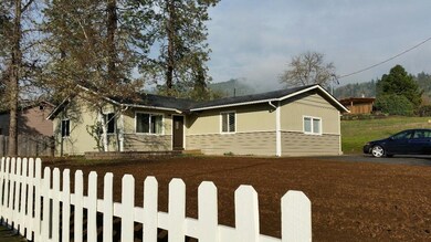 114 Short St, Rogue River, OR 97537 - photo 4