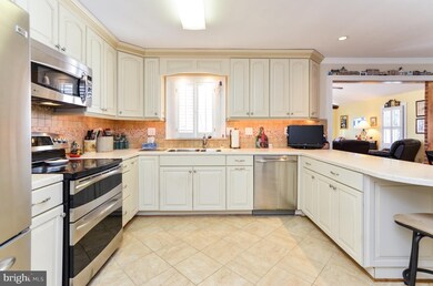 4304 Danube Dr, King George, VA 22485 - photo 4