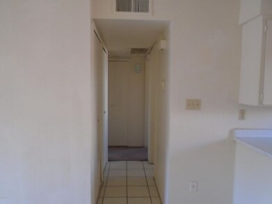 2241 N 29th St unit 2, Phoenix, AZ 85008 - photo 7