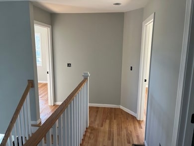 17 W Shore Rd, Holbrook, MA 02343 - photo 4