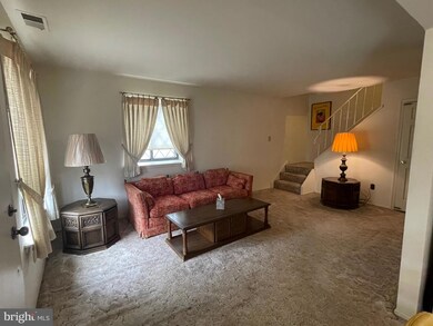 Altemus Farms unit 397, Brookhaven, PA 19015 - photo 2