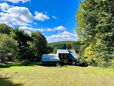 16 Sand Hill Rd, Putney, VT 05346 - photo 2