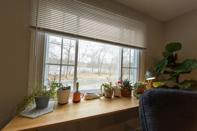 162 Lakeview Ave unit A, Waltham, MA 02451 - photo 5