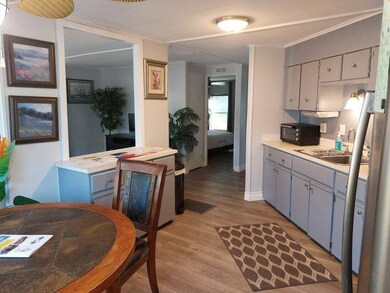 Dining to Kitchen