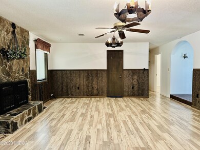 127 Wake Forest Dr, Warner Robins, GA 31093 - photo 4