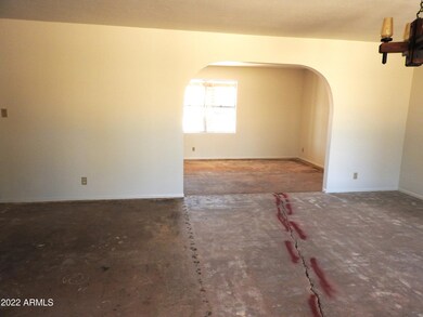 Family room to living room