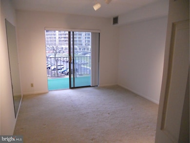 20339 Valley Forge Cir, King of Prussia, PA 19406 - photo 5