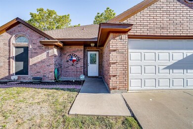 1611 Patti Place, Weatherford, TX 76086 - photo 4