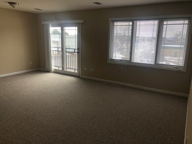 1711 Dekalb Ave unit E, Sycamore, IL 60178 - photo 5