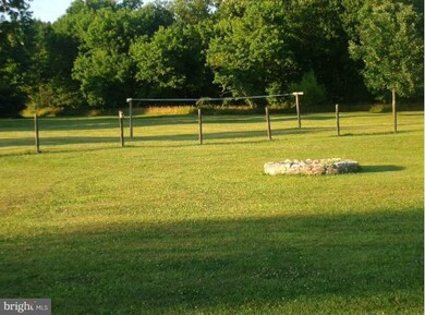 458 Cider Dr, Bunker Hill, WV 25413 - photo 5