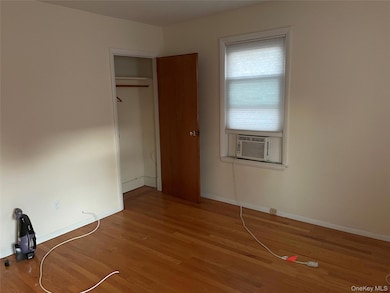 7 N Maryland Ave, Port Washington, NY 11050 - photo 4