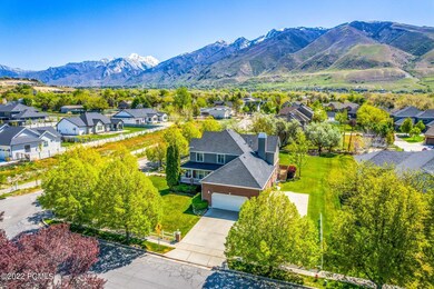 2_Aerial-Exterior_1800x1200_3860076
