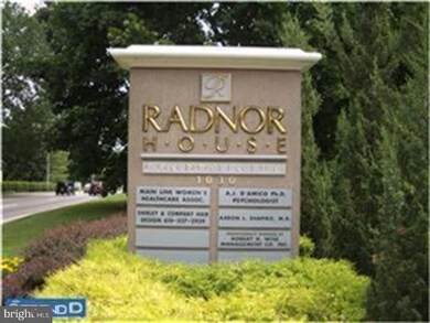 Radnor House unit 602, Bryn Mawr, PA 19010 - photo 2