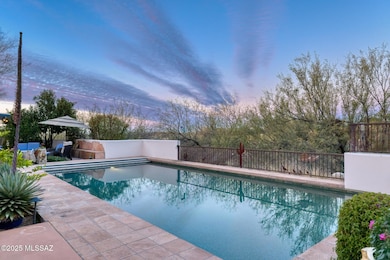 Pool & Spa