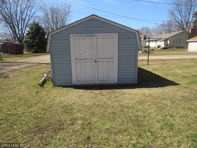 1425 Stevens Ave N, Glencoe, MN 55336 - photo 2