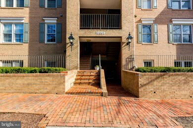 10703 Kings Riding Way unit T2, Rockville, MD 20852 - photo 5
