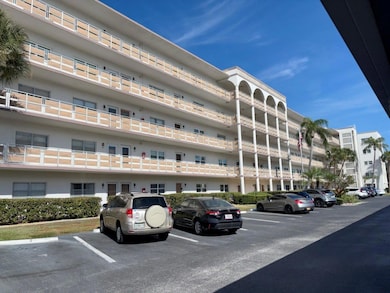 5603 80th St N unit 207, Saint Petersburg, FL 33709 - photo 2