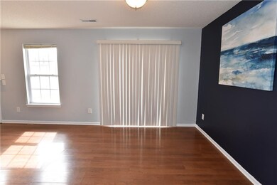 2277 Middle View Dr, Columbus, IN 47201 - photo 6