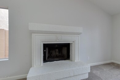 1010 N Aspen Dr, Chandler, AZ 85226 - photo 5