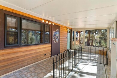 Additional View of the Sunroom looking at the Fron