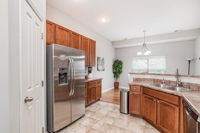 9077 Polaris Lakes Dr unit 9077, Columbus, OH 43240 - photo 6