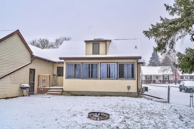 623 Hamilton St, Columbus, WI 53925 - photo 6