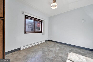 1039 Walnut St unit 1, Ashland, PA 17921 - photo 6