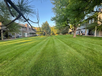 8704 Cottonwood Ln N, Maple Grove, MN 55369 - photo 2