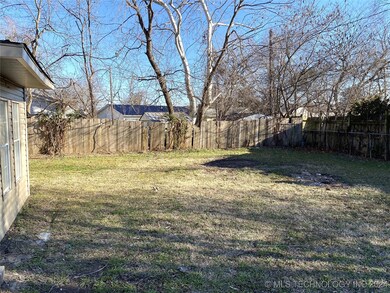 222 W Portland St, Sapulpa, OK 74066 - photo 3