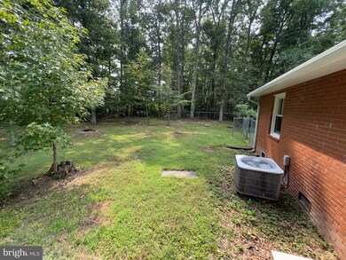 18327 Possum Point Rd, Dumfries, VA 22026 - photo 6