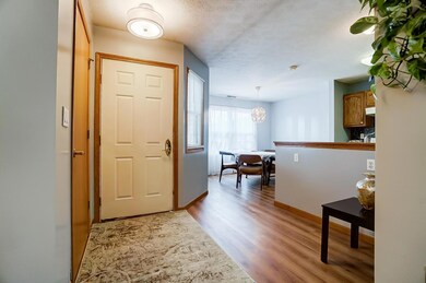 681 Milcrest Dr, Marysville, OH 43040 - photo 3