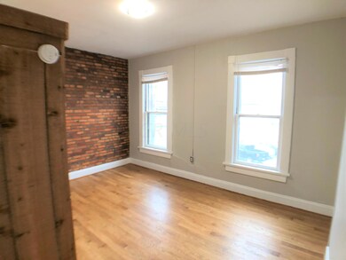 522 1/2 S Pearl St, Columbus, OH 43215 - photo 5