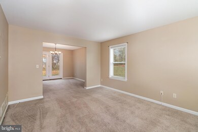 503 Dakemich Ct, Enola, PA 17025 - photo 4