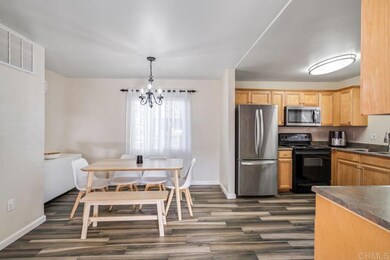 2528 White Oak Place unit 5, Escondido, CA 92027 - photo 2