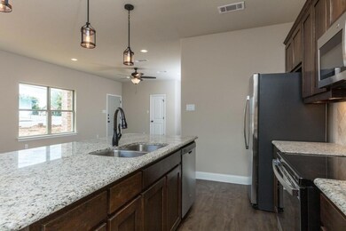 809 Jameson St, Weatherford, TX 76086 - photo 3