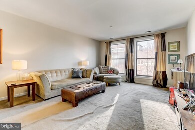 2007 Clipper Park Rd unit 324, Baltimore, MD 21211 - photo 3