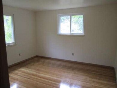 25 Mcadams Rd, Framingham, MA 01701 - photo 3