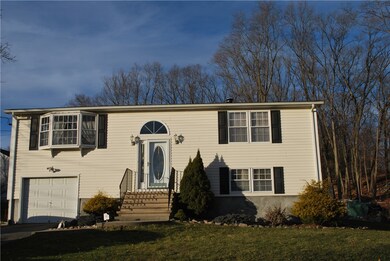 11 Edith St, Cumberland, RI 02864 - photo 2