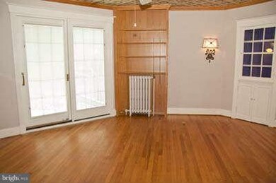 331 Tuscany Rd, Baltimore, MD 21210 - photo 7