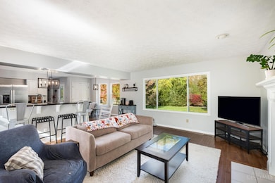 1342 Covedale Ln, Amelia, OH 45102 - photo 7