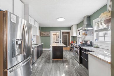 239 6th Ave, Woonsocket, RI 02895 - photo 3