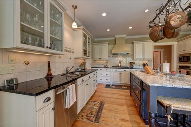 13-Kitchen