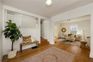 1121 26th St, Des Moines, IA 50311 - photo 5